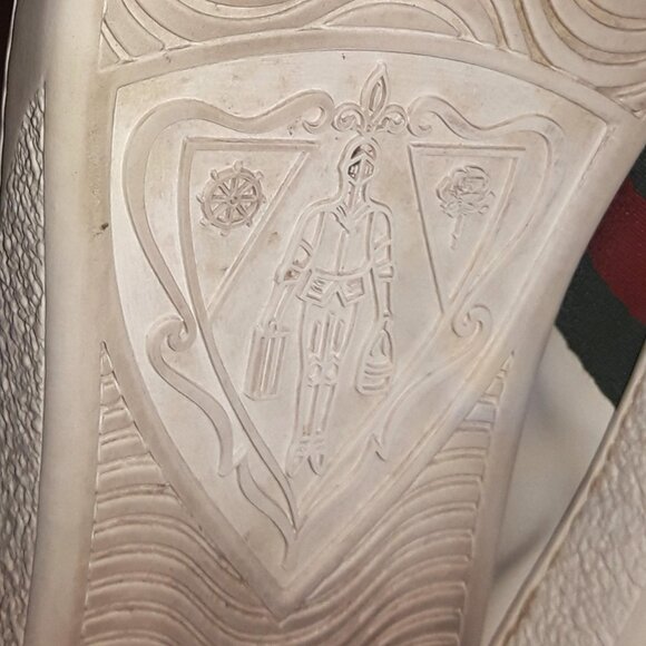 Rare GUCCI Ace floral LOGO sneakers--excellent condition - Picture 10 of 15